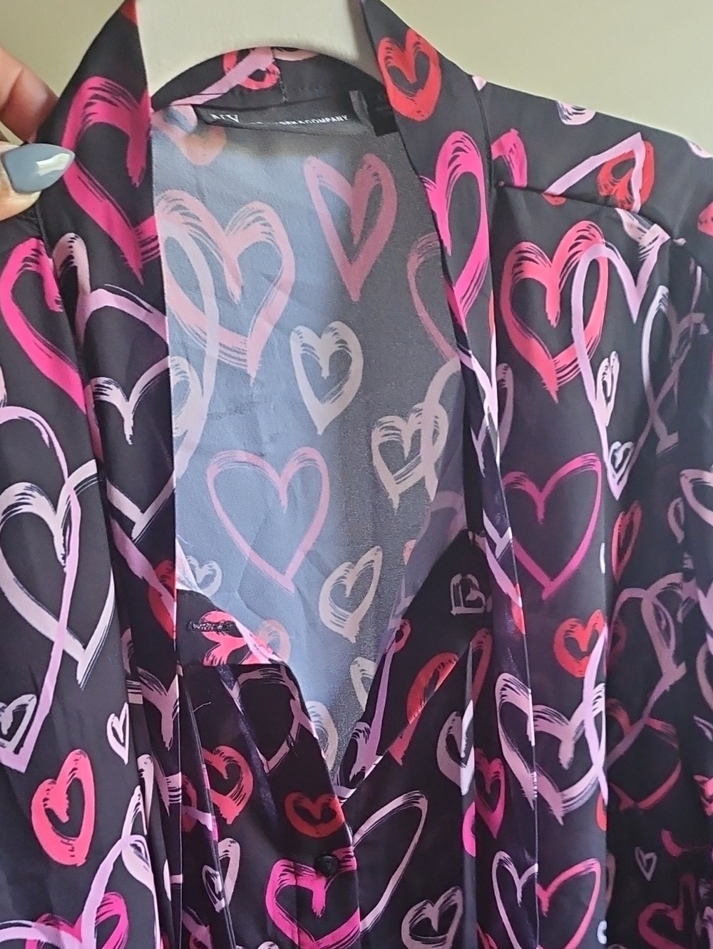 New York and Co Women Black Heart Print Tie-Front Top - Pink & Red Hearts - Picture 3 of 3